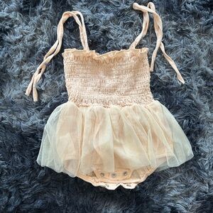 Baby Girl Dress Size 6-9 months